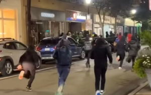 [VIDEO] Influencer kena tangkap lepas live cetus rusuhan, rompakan di bandar Philadelphia