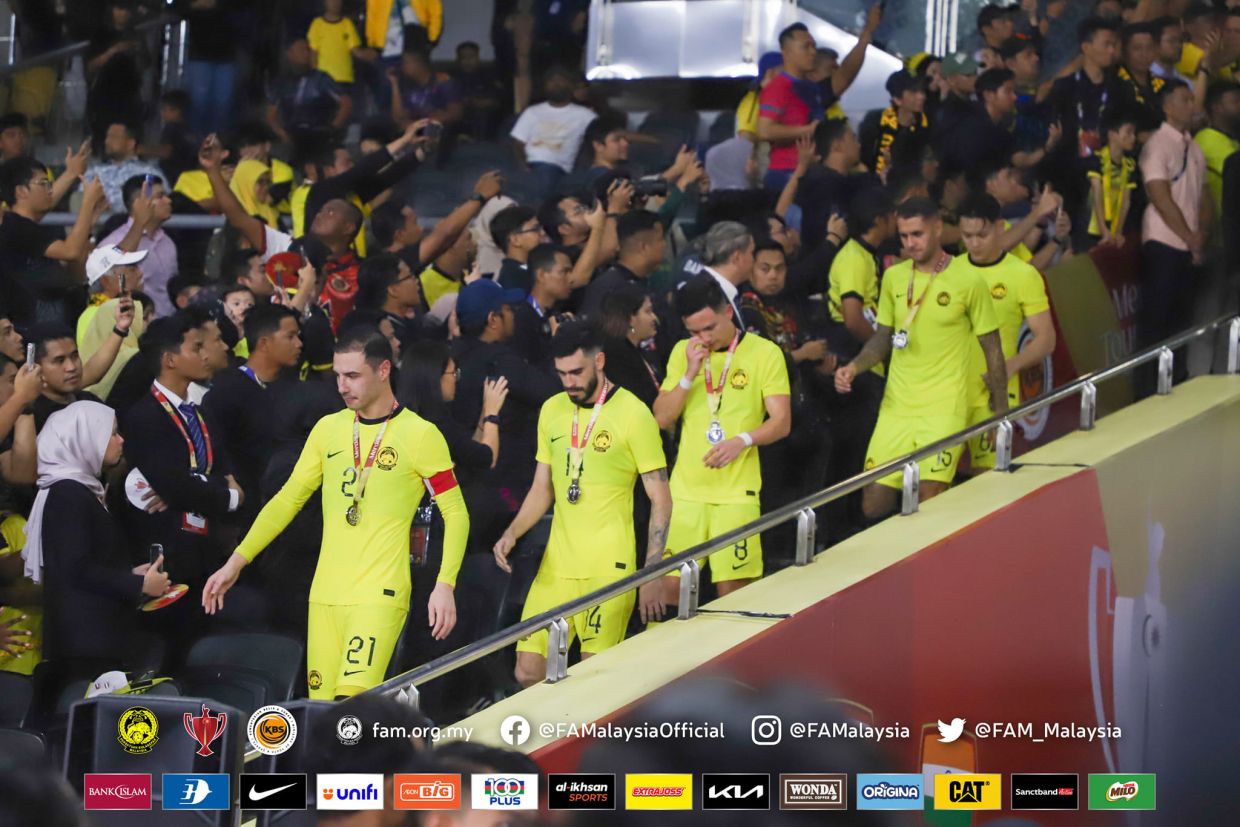 393673971_1029697238103512_2542285540625599241_n