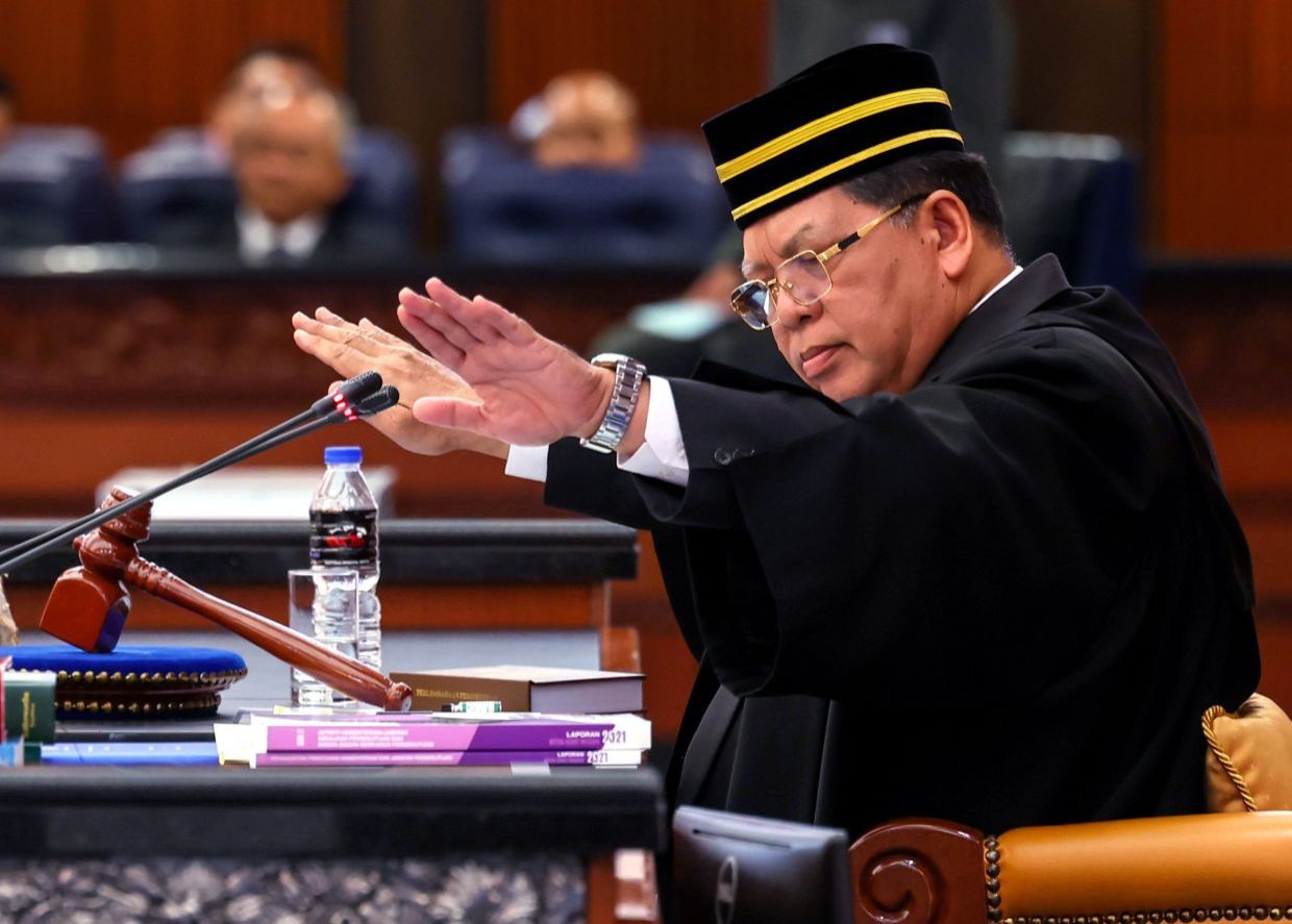 KUALA LUMPUR, 6 Jun -- Yang Dipertua Dewan Rakyat Tan Sri Johari Abdul ketika Persidangan Dewan Rakyat di Bangunan Parlimen hari ini. --fotoBERNAMA (2023) HAK CIPTA TERPELIHARA
