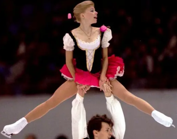 ICE SKATING