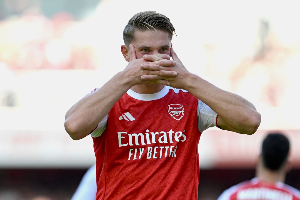 LONDON, ENGLAND - AUGUST 09: Viktor Gyökeres of Arsenal celebrates scoring his team's first goal during the pre-season friendly match between Arsenal and Athletic Club at Emirates Stadium on August 09, 2025 in London, England. (Photo by Stuart MacFarlane/Arsenal FC via Getty Images)