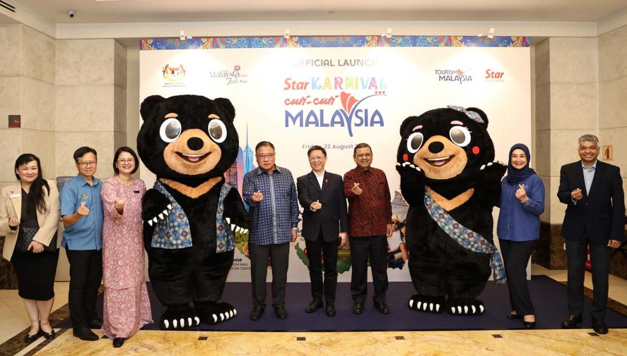 Launching the Star Karnival Cuti Cuti Malaysia at Menara Star on August 22 - AZMAN GHANI/The Star