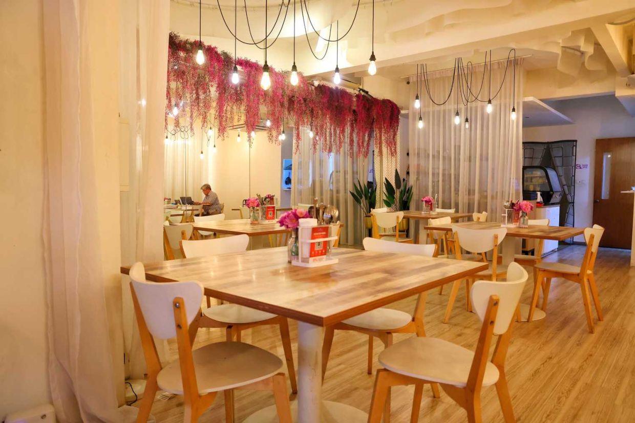 Interview pasangan suami isteri yang buat bisnes private event space di Ruang Temu, Taman Tun Dr.Ismail, Kuala Lumpur. — MUHAMAD SHAHRIL ROSLI/The Star