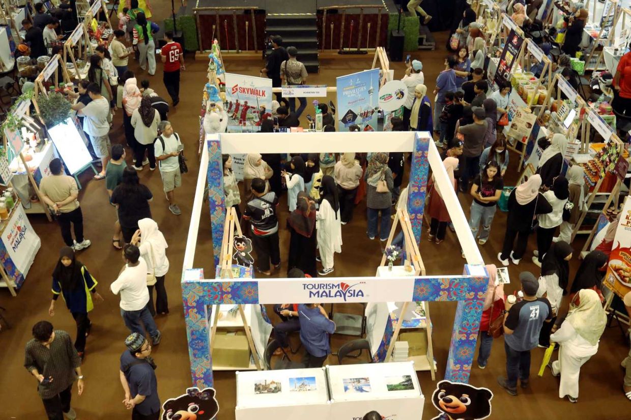 the Cuti-Cuti Malaysia Carnival co-organised by Star Media Group Berhad (SMG) and Tourism Malaysia at Kuantan City Mall, Pahang on Sept 20.— AZLINA ABDULLAH/The Star
