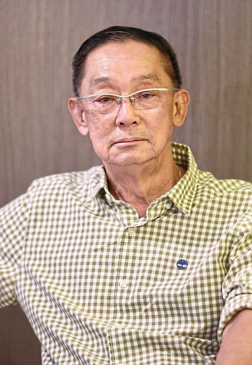 Interview with 5 RA heads, Taman Desa, Kuchai Lama, Taman Yarl, Taman Gembira and Continental Park on the severe congestion along Jalan Kelang Lama and gather their views on how proposed URA might address or potentially worsen existing traffic.—LOW BOON TAT/The Star