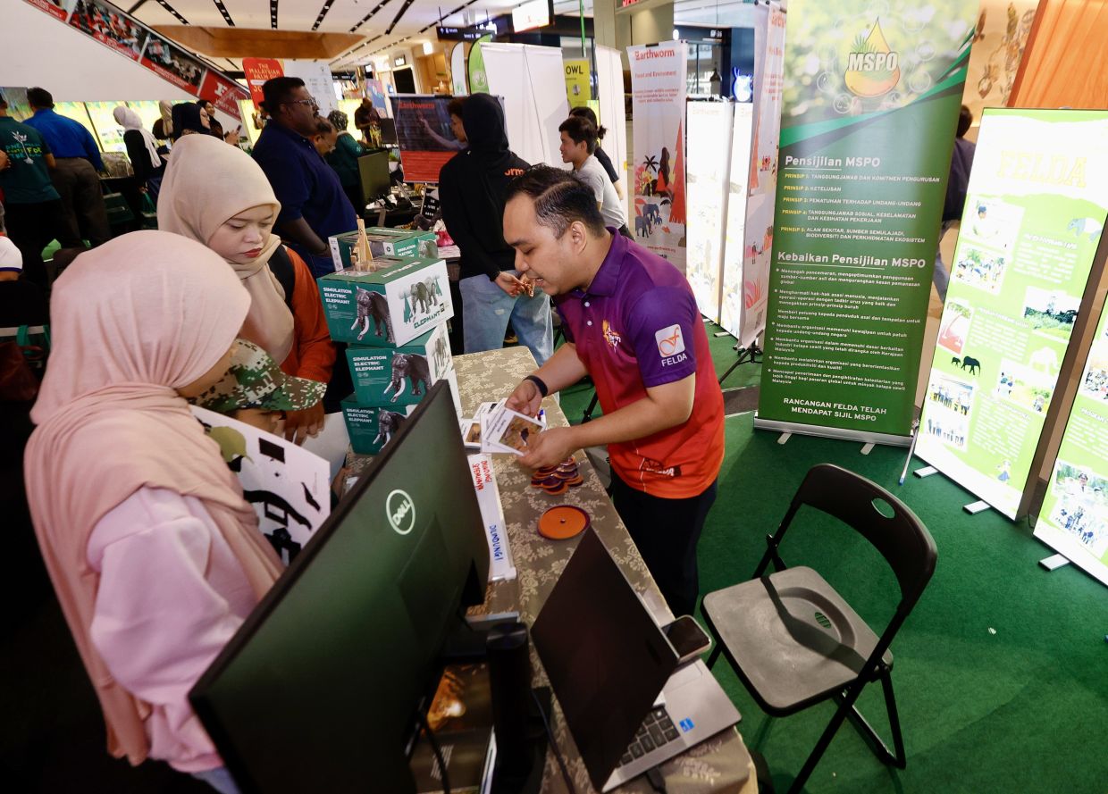 Jelajah Sawit Hijau 2025Pelancaran Buku di Melawati Mall, Kuala Lumpur. — FAIHAN GHANI/The Star