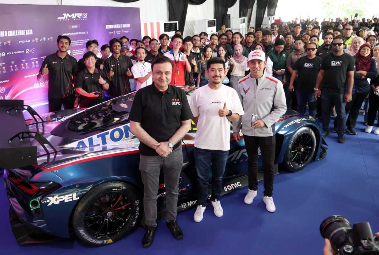 YAM Tunku Abdul Rahman Al-Haj Ibni Sultan Ibrahim, Tunku Panglima Johor atKFC x JMR Sembang Kereta 2025 Edition. This year marks the sixth anniversary of our collaboration with Johor Motorsports Racing (JMR), and KFC Malaysia is honoured to host this prestigious engagement event. (DEC 3 2025) — ART CHEN/The Star