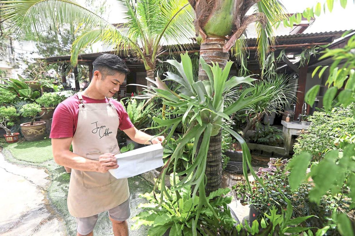 Kampung Chempaka pilot project on senior entrepreneurs this is part of the Senior care plan by MBPJ