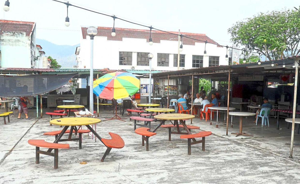 There are plans to move the First Garden morning market traders to a nearby food court.