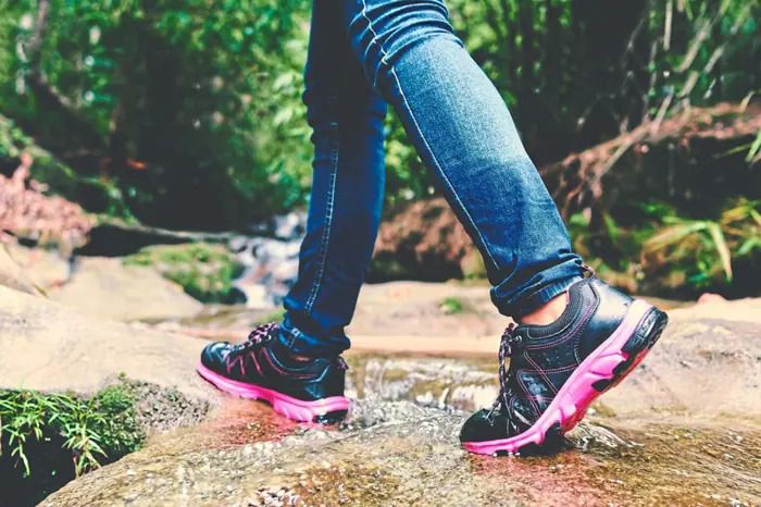 Being aware that weight-related physical changes start earlier than midlife may help people be mindful about the importance of establishing and maintaining a healthy lifestyle, including adequate diet and exercise. (Dreamstime/TNS)